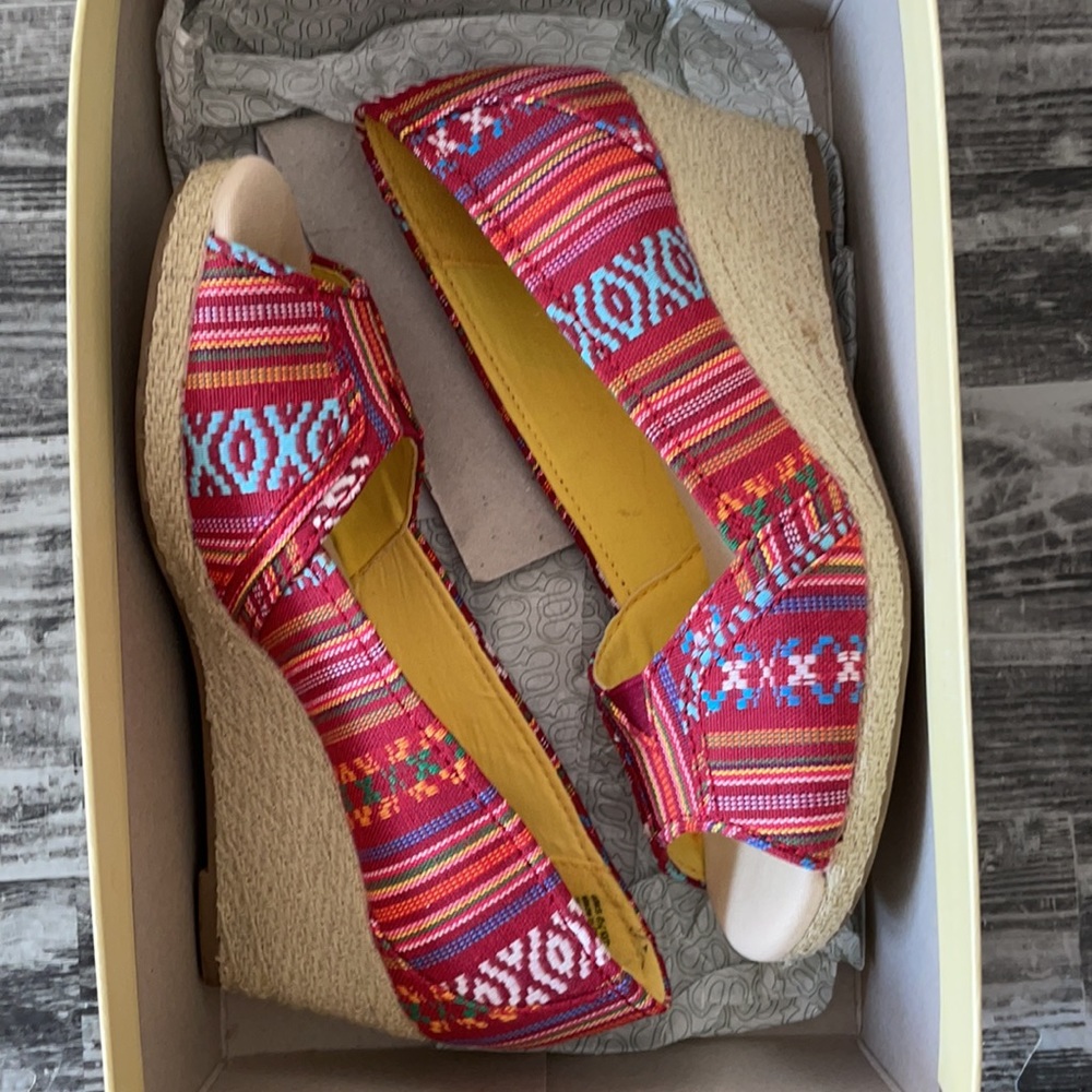 Boho Wedge sandals size 6.5